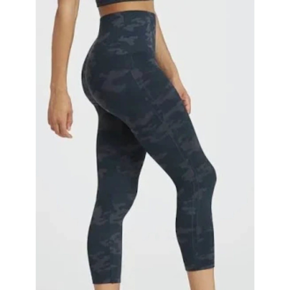Spanx Leggings Sm Black Camo High Waisted Activewear Athleisure LAMN FL3515